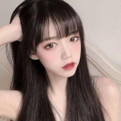 喧闹城市摔跤手